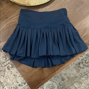 Goldhinge navy athletic skirt